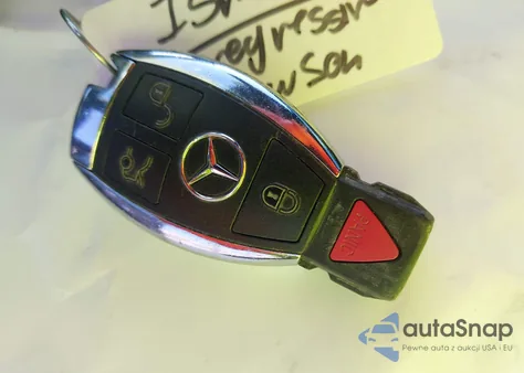 2018 Mercedes-Benz C 300 z USA, uszkodzony, nr VIN 55SWF4JB7JU270618